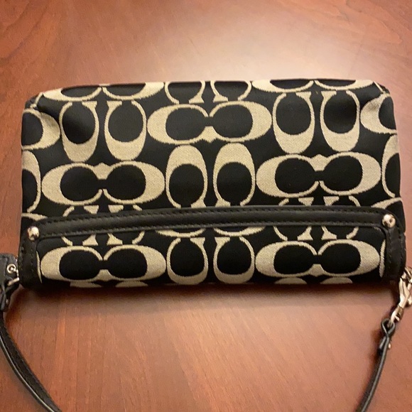 Coach women’s wallet New no tags - Picture 4 of 13